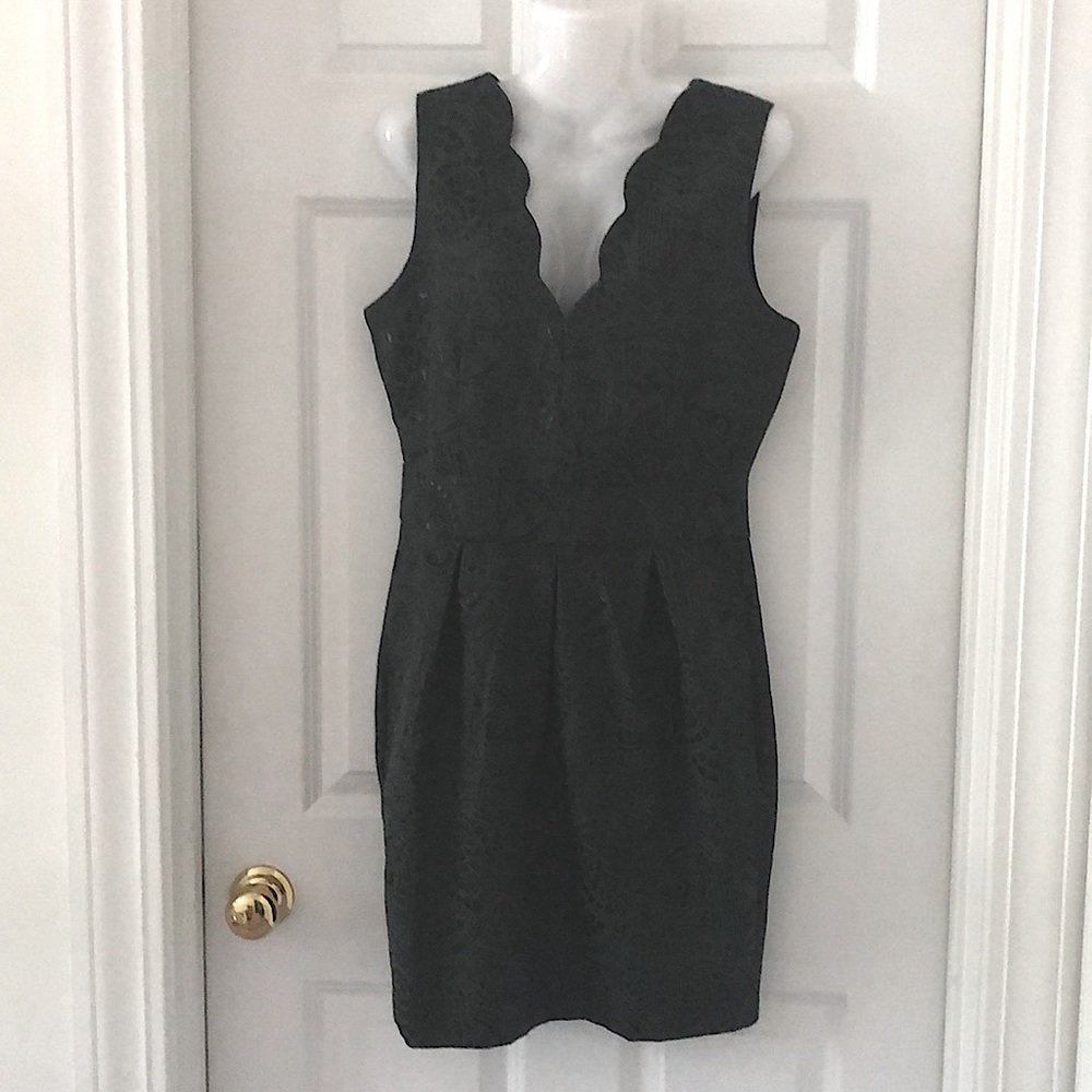 Venus dress in hunter green